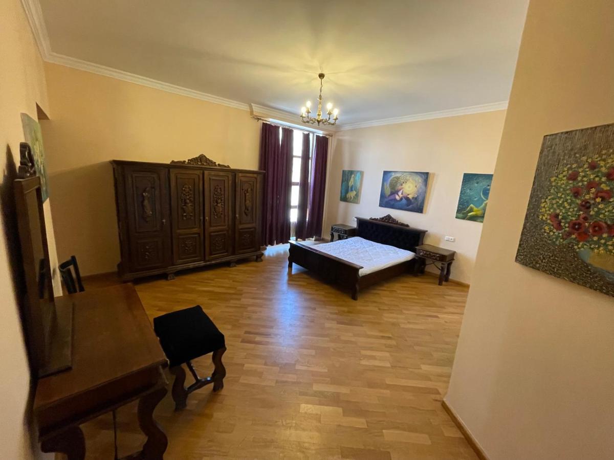 X Hotel Єреван Екстер'єр фото